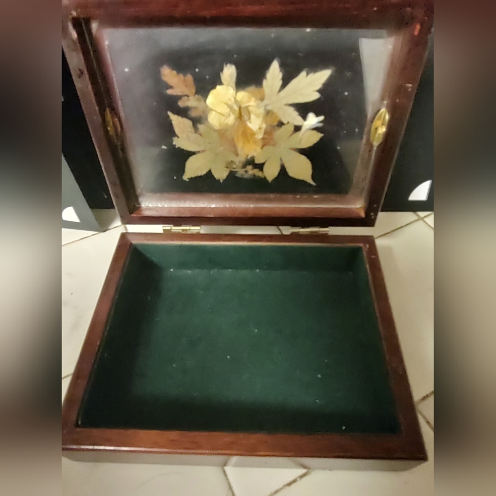 Jewelry Box - Picture 6 of 11